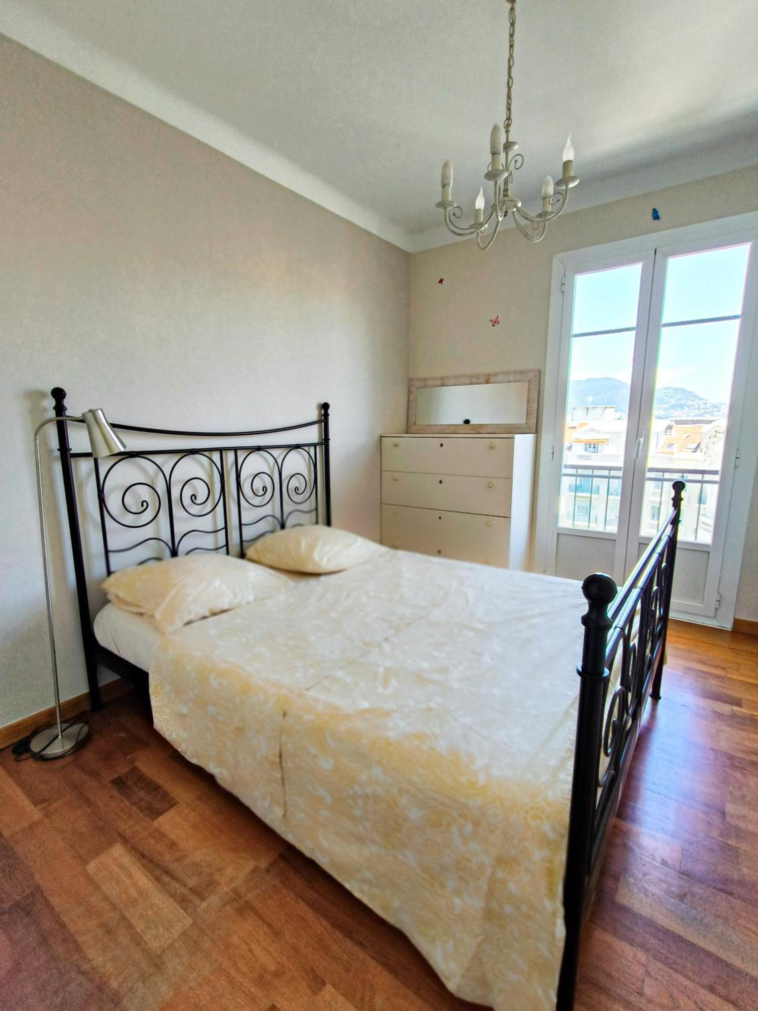 Appartamento In Nizza